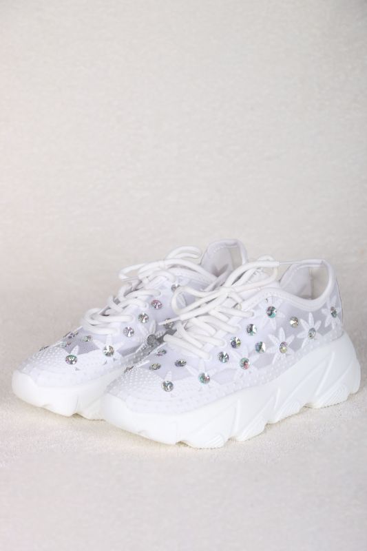 Sneakers with rhinestones